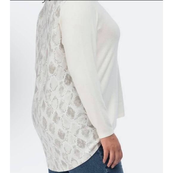 Bobeau Reda Cozy Pleat Back Top in Snake - S - Picture 1 of 5